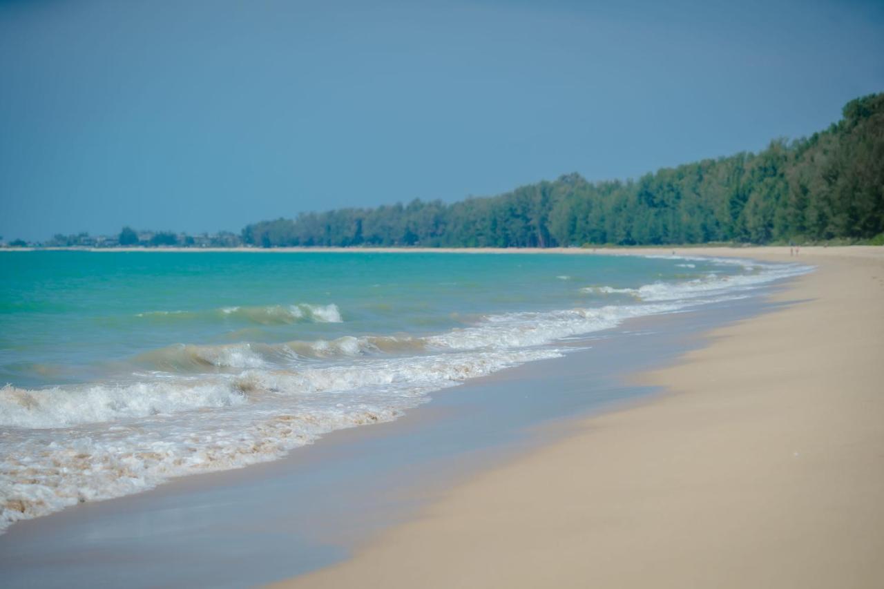 Outrigger Khao Lak Beach Resort - Sha Extra Plus Exterior foto Beach at Khao Sam Roi Yot National Park
