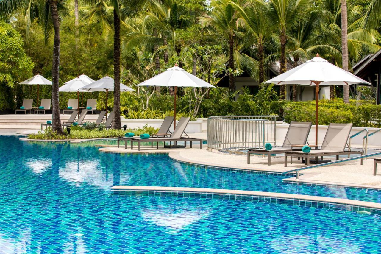 Outrigger Khao Lak Beach Resort - Sha Extra Plus Exterior foto The swimming pool at the hotel